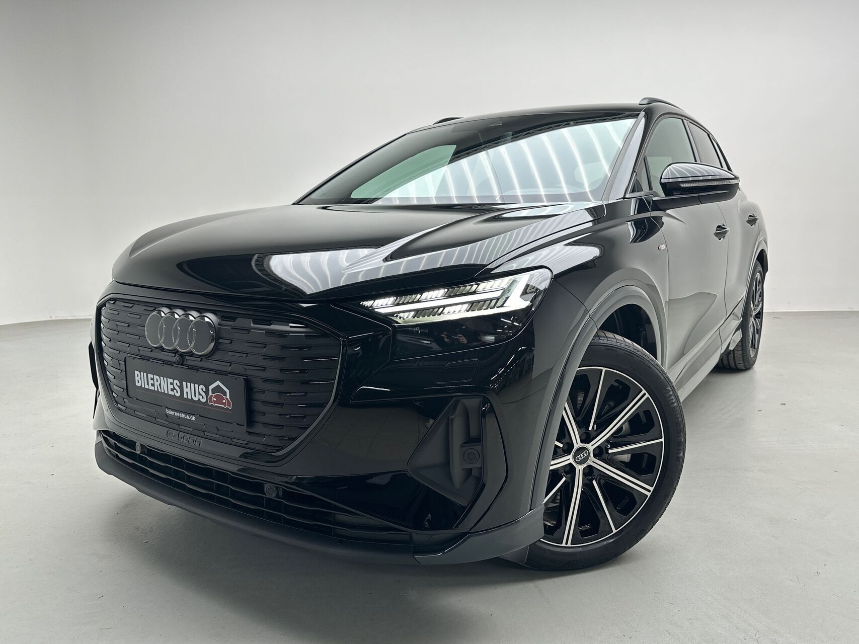Sort Audi Q4 fra 2024