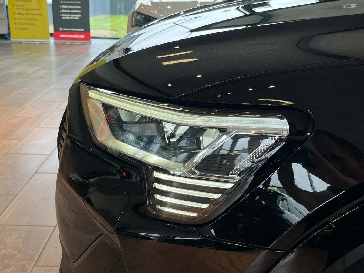 Sort Audi e-tron fra 2022