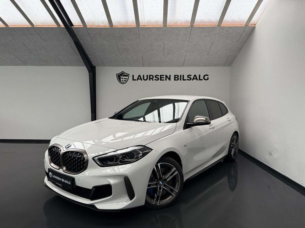 BMW M135i 2,0 Connected xDrive aut.