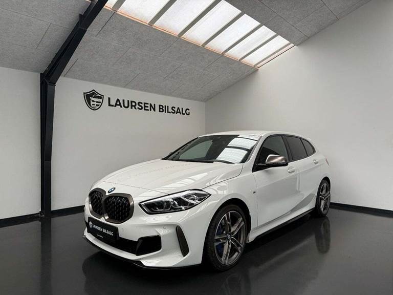 BMW M135i 2,0 Connected xDrive aut.