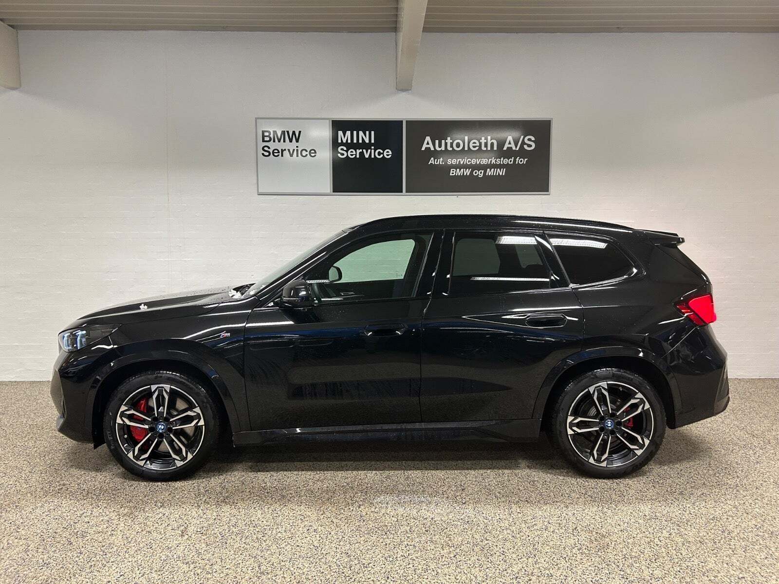 BMW iX1 xDrive30 Fully Charged M-Sport