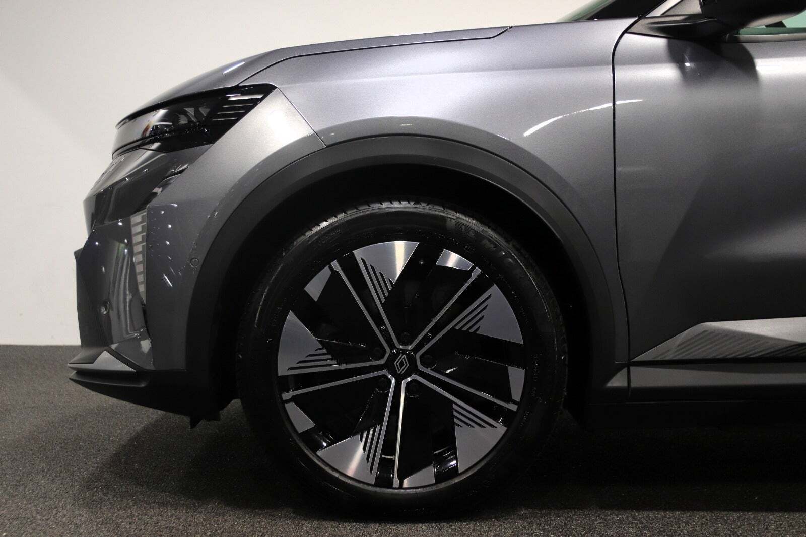 Renault Scenic E-Tech 60 Techno