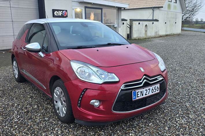 Rød Citroën DS3 fra 2013