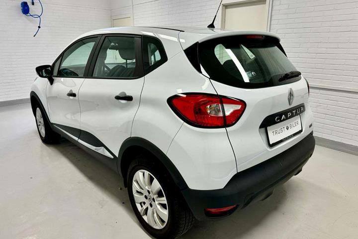 Hvid Renault Captur fra 2017