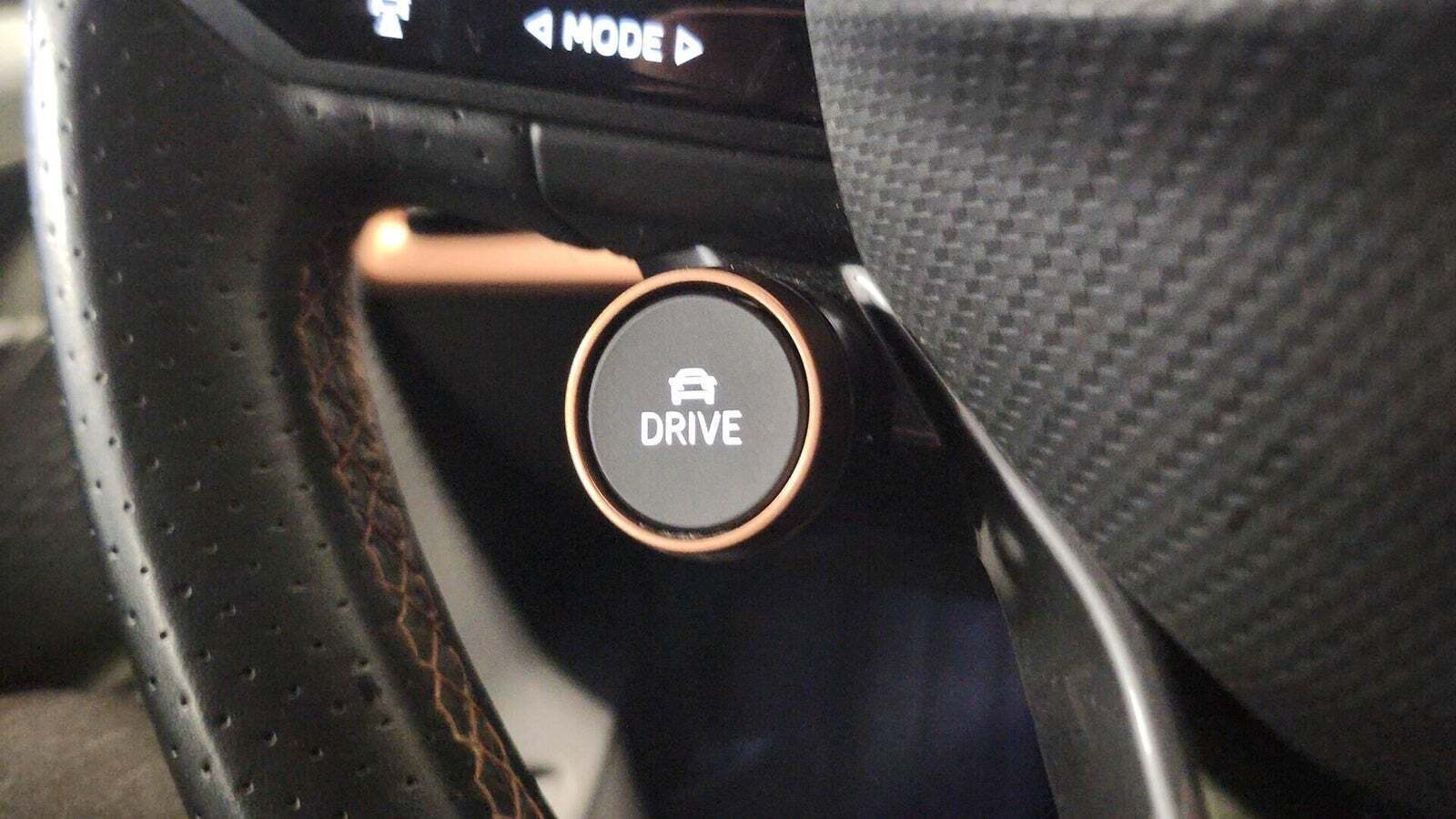 Grå Cupra Born fra 2023