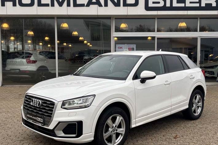 Hvid Audi Q2 fra 2018 set udefra