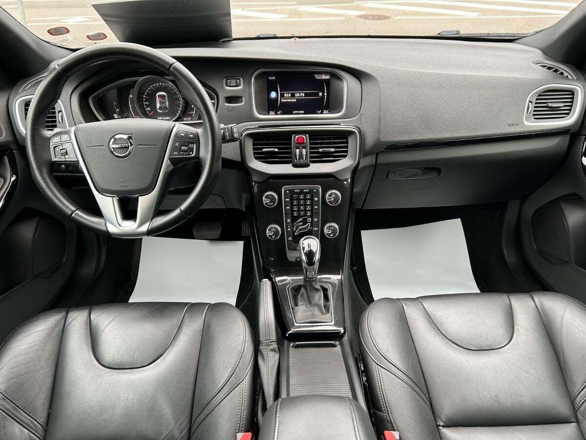 Volvo V40 2,0 D3 150 Dynamic Edition aut.