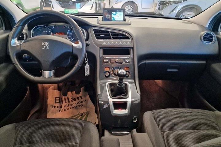 Sort Peugeot 5008 fra 2017