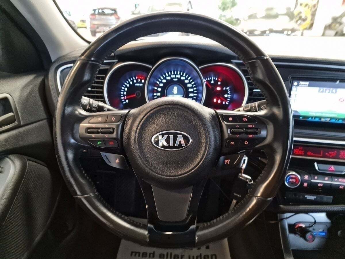 Hvid Kia Optima fra 2014