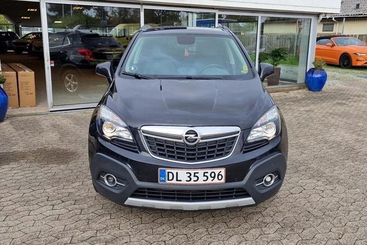 Sort Opel Mokka fra 2015 set udefra