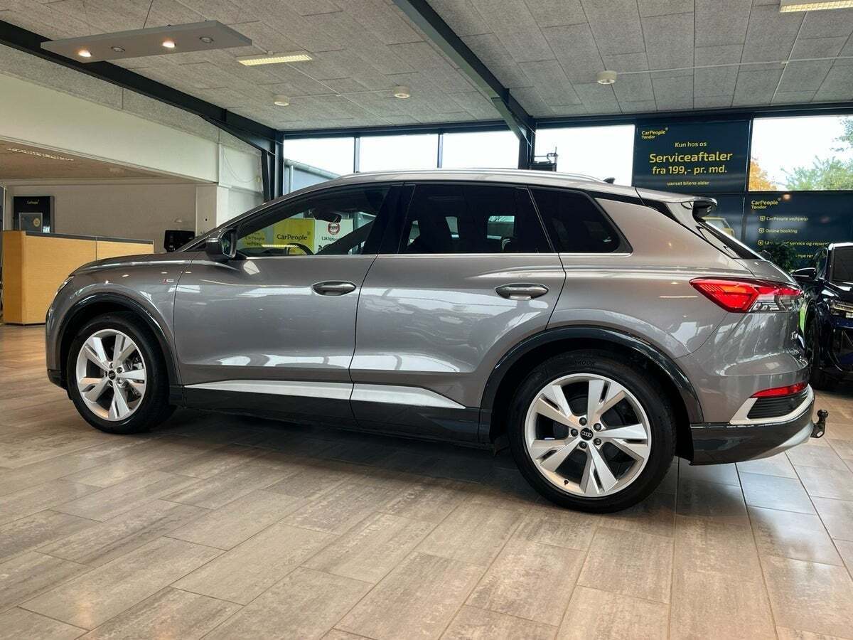 Audi Q4 e-tron 45 S-line