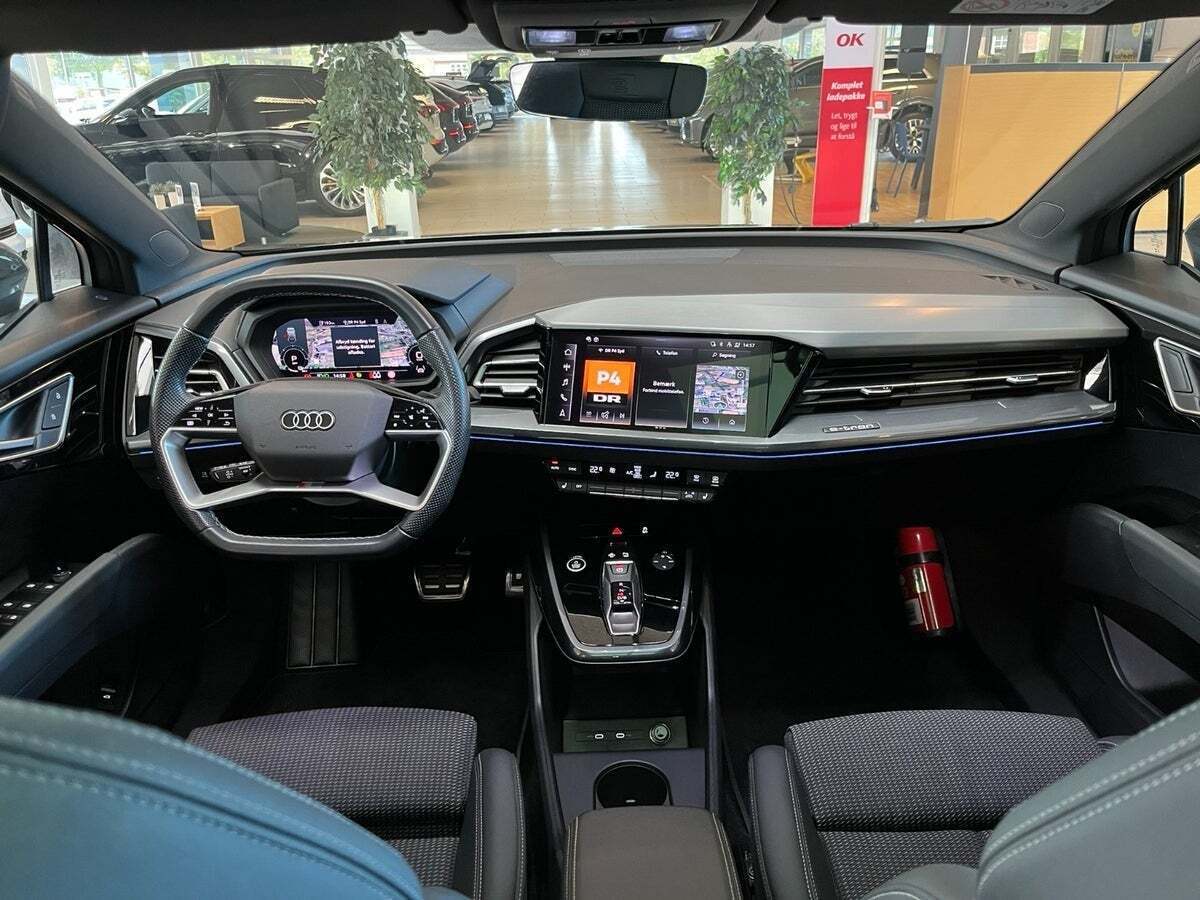 Audi Q4 e-tron 45 S-line