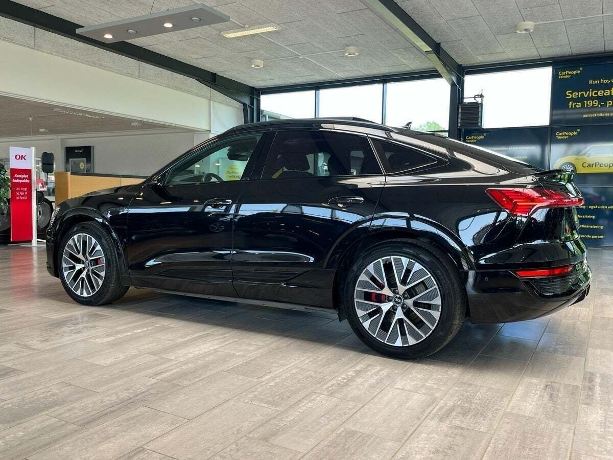 Audi Q8 e-tron 55 S-line Sportback quattro
