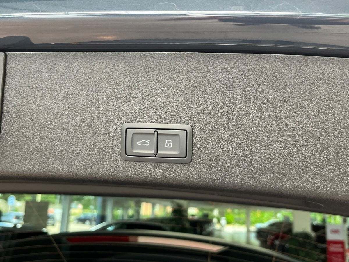 Audi Q8 e-tron 55 S-line quattro