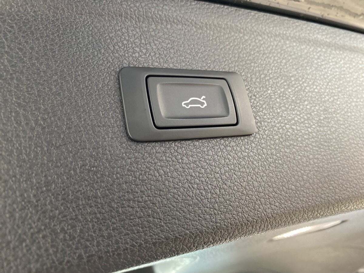 Grå Audi Q5 fra 2017