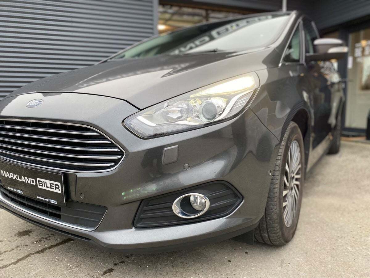 Ford S-MAX 1,5 EcoBoost Titanium 7prs