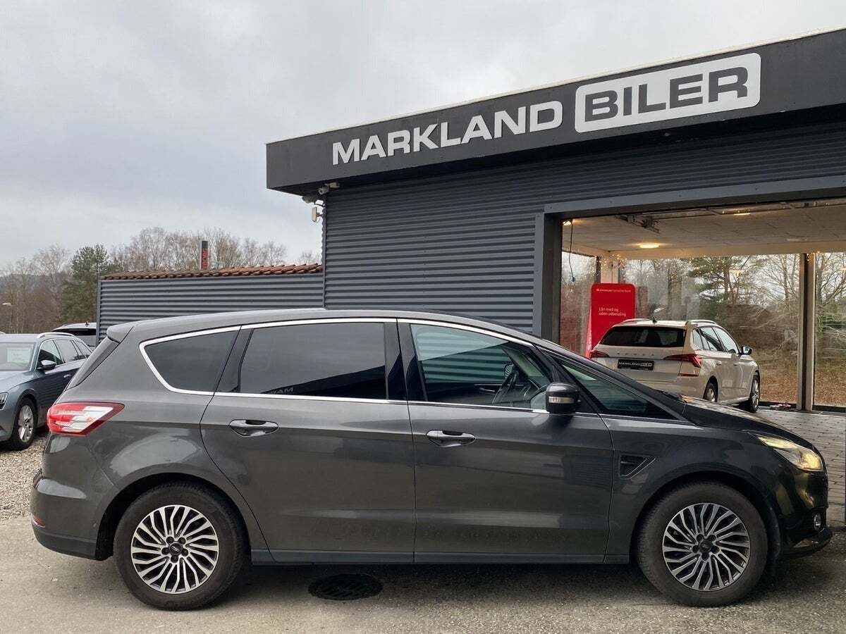 Ford S-MAX 1,5 EcoBoost Titanium 7prs