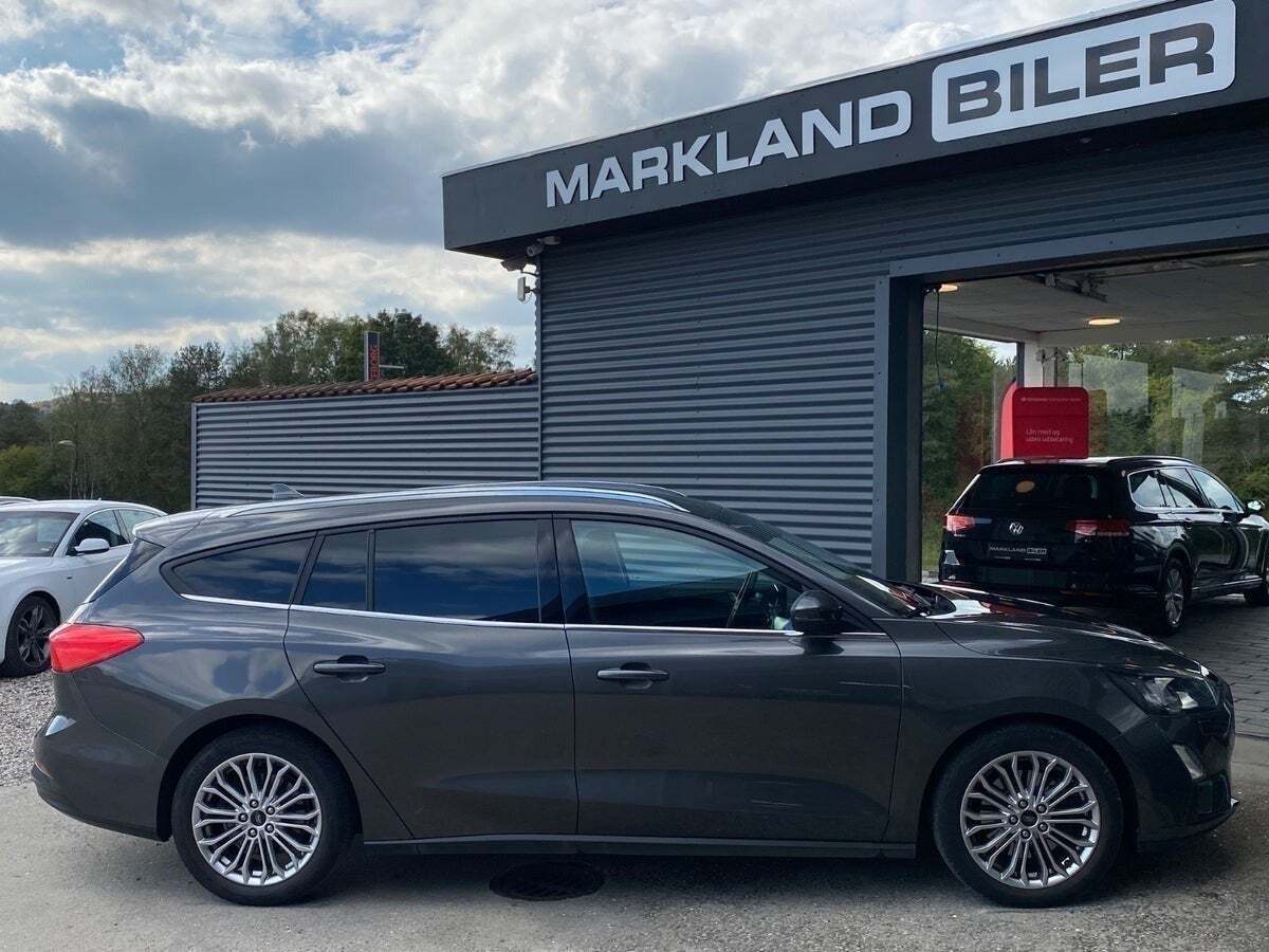 Ford Focus 1,0 EcoBoost mHEV Titanium X stc.