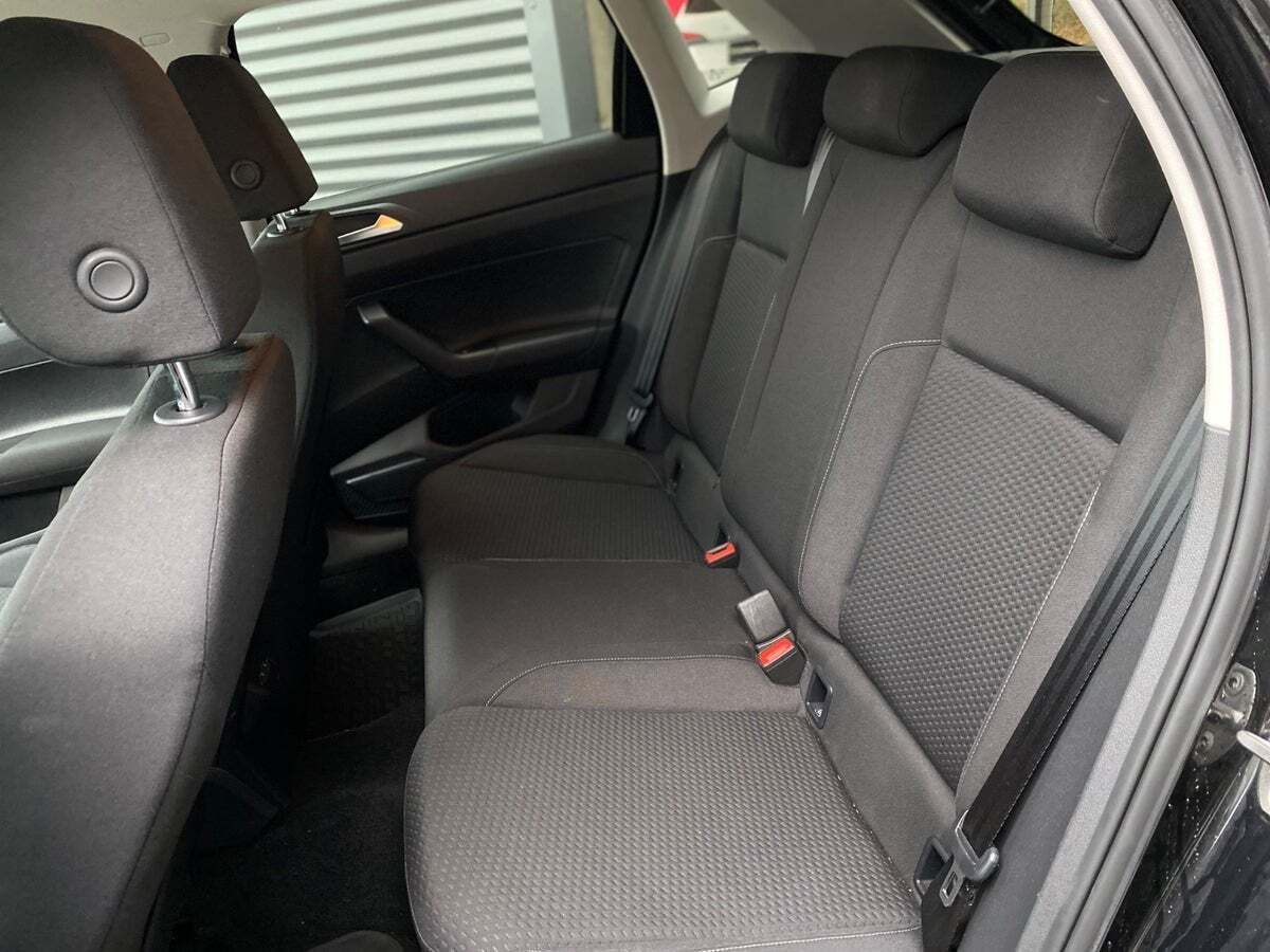 Sort VW Polo fra 2020