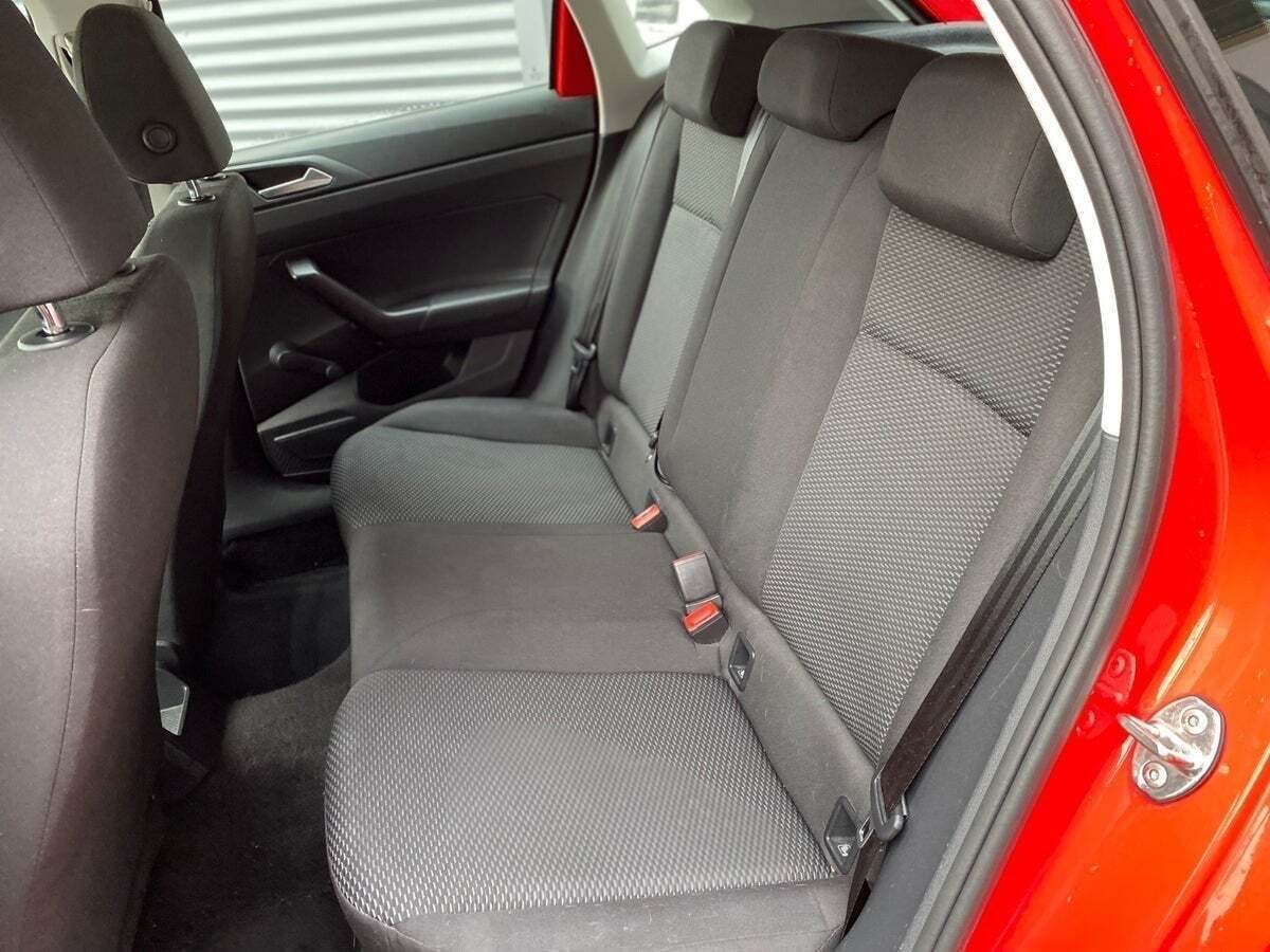 Rød VW Polo fra 2018