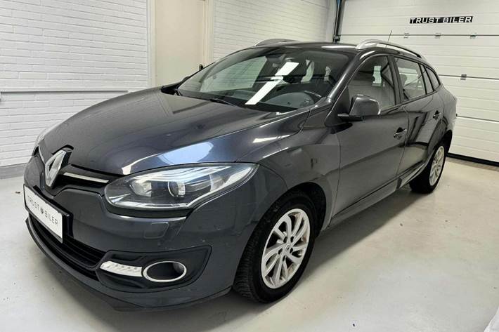 Grå Renault Megane III fra 2014