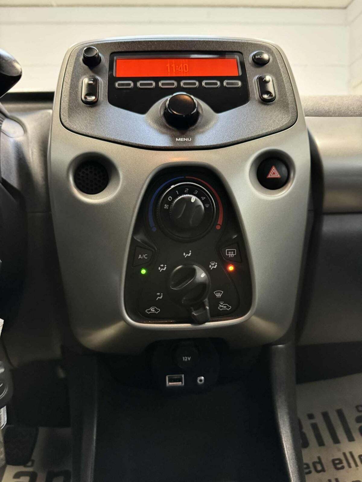 Blå Toyota Aygo fra 2015
