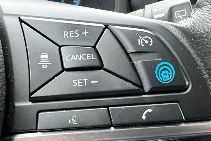 Brun Nissan Leaf fra 2019