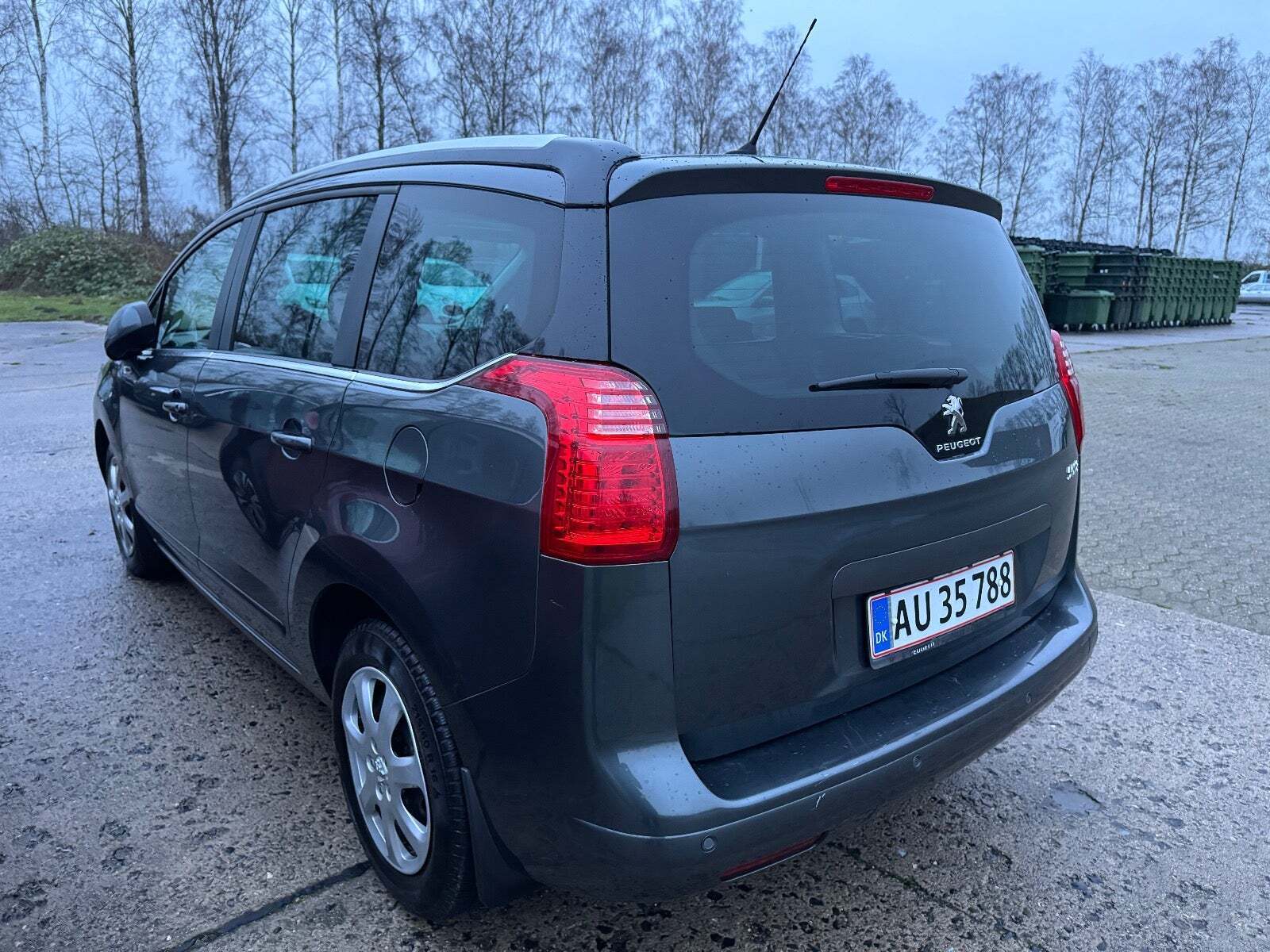 undefined Peugeot 5008 fra 2015