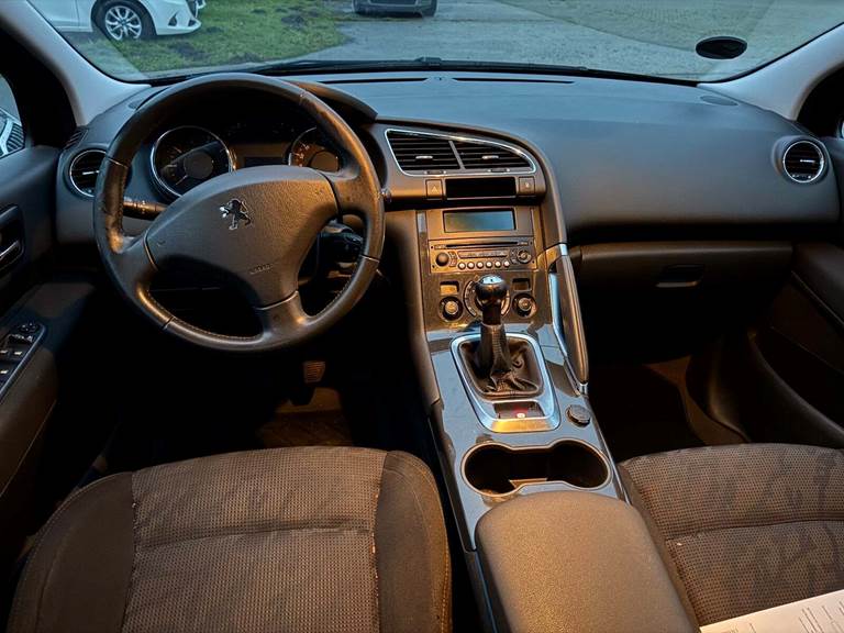 Peugeot 3008 1,6 VTi Premium