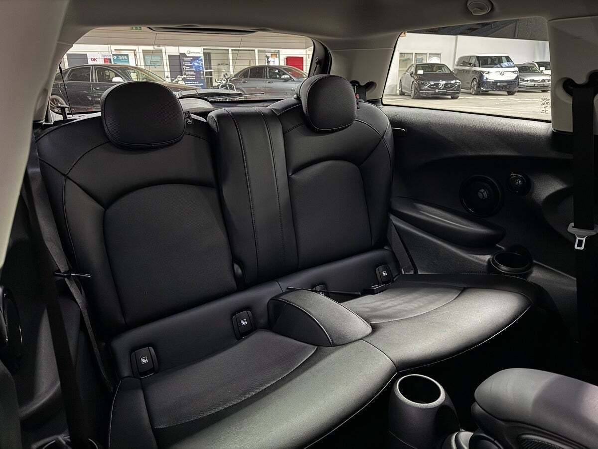 Grå Mini Cooper SE fra 2022