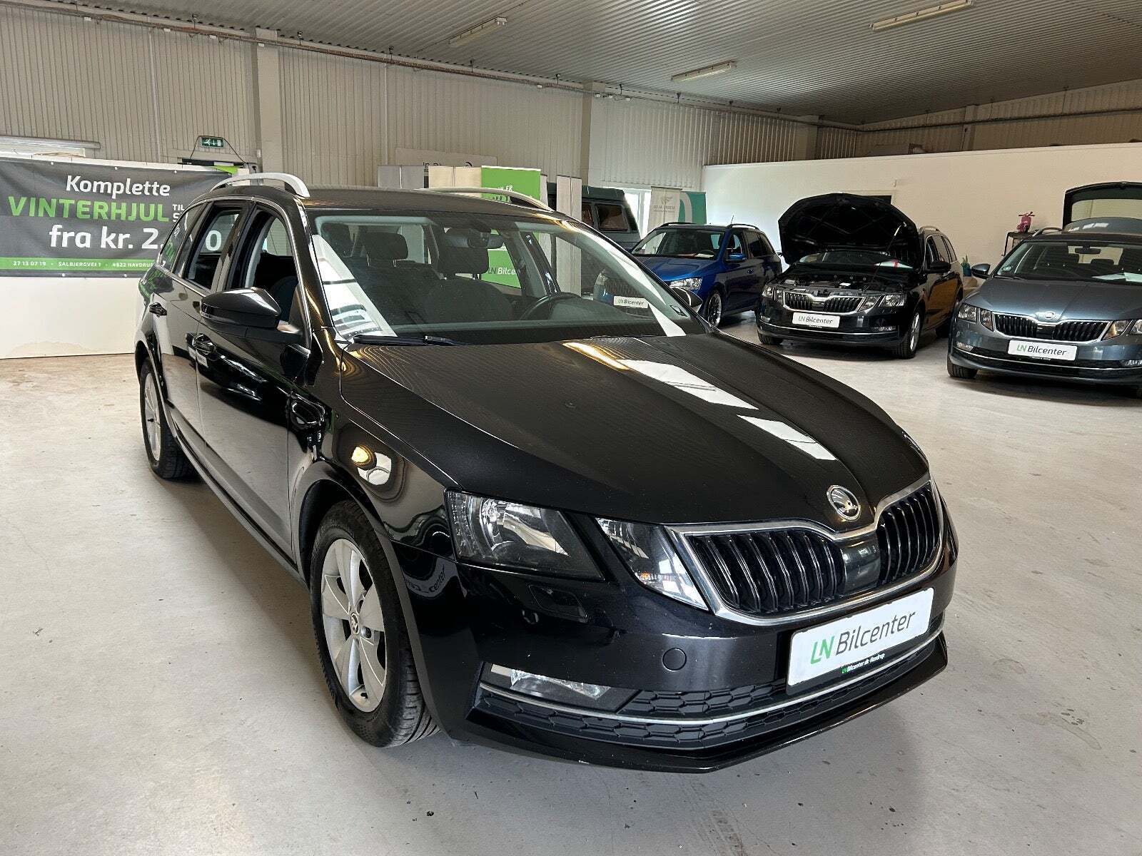 Sort Skoda Octavia fra 2018