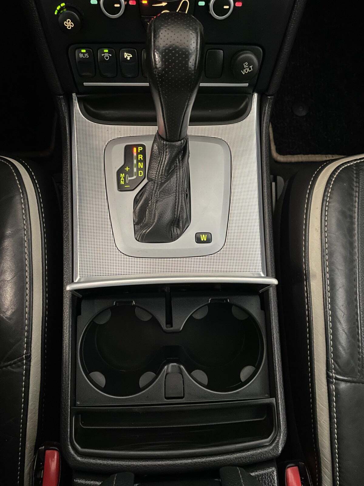 Sort Volvo XC90 fra 2012