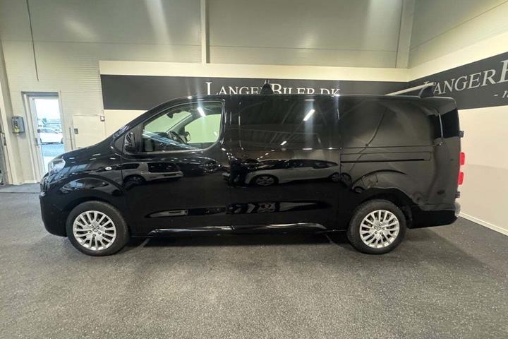 Sort Peugeot Expert fra 2021
