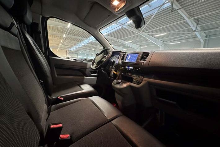 Sort Peugeot Expert fra 2021