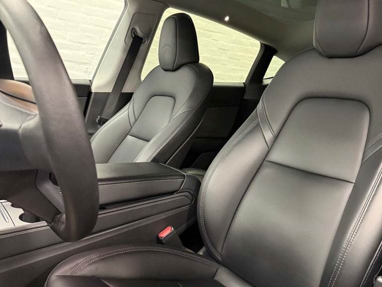 Tesla Model Y Performance AWD