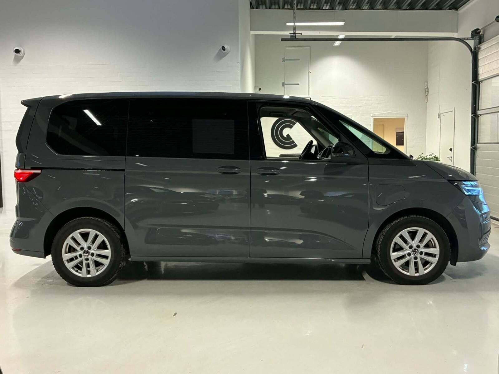 VW Multivan 1,4 eHybrid Life DSG kort