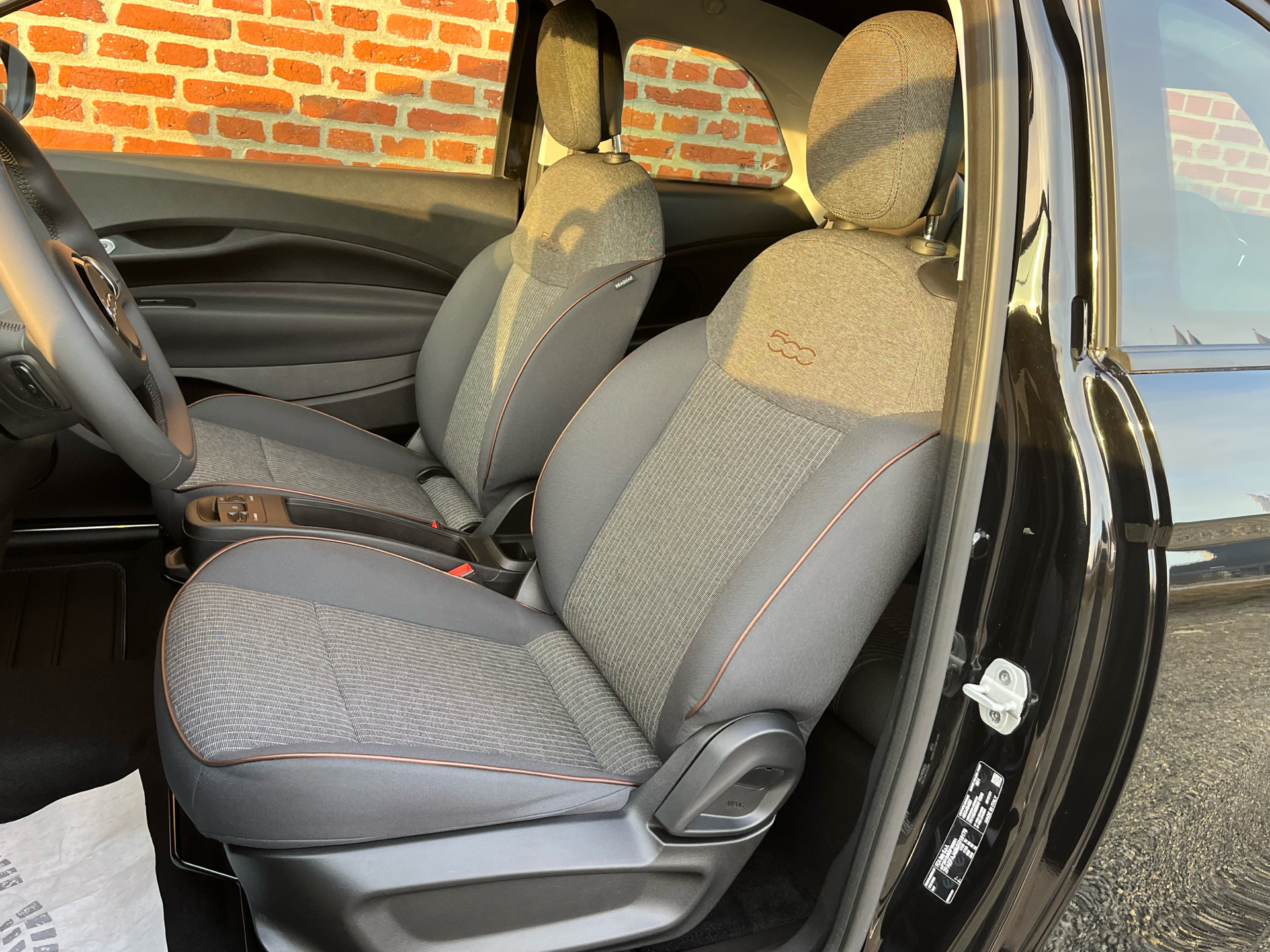 Fiat 500e EL Icon 118HK Cabr. Trinl. Gear