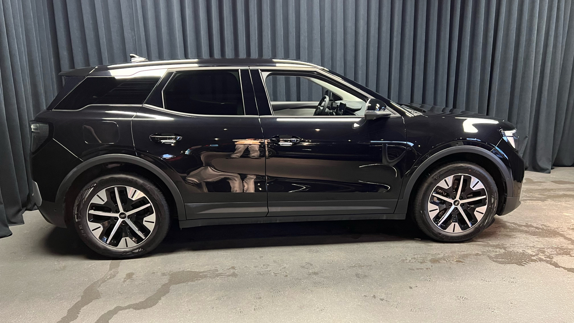 Ford Explorer EL UR Select RWD 286HK 5d Aut.