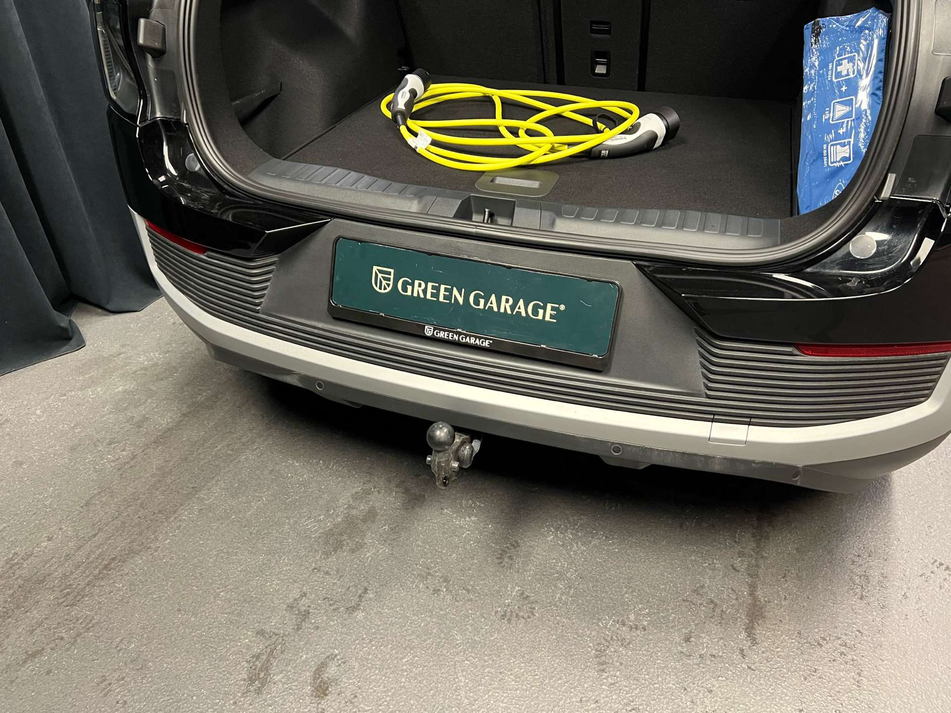 Ford Explorer EL UR Select RWD 286HK 5d Aut.