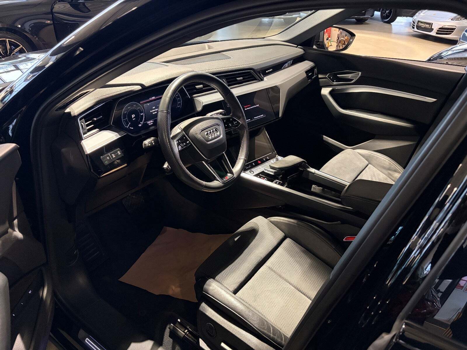 Audi e-tron 55 Advanced quattro