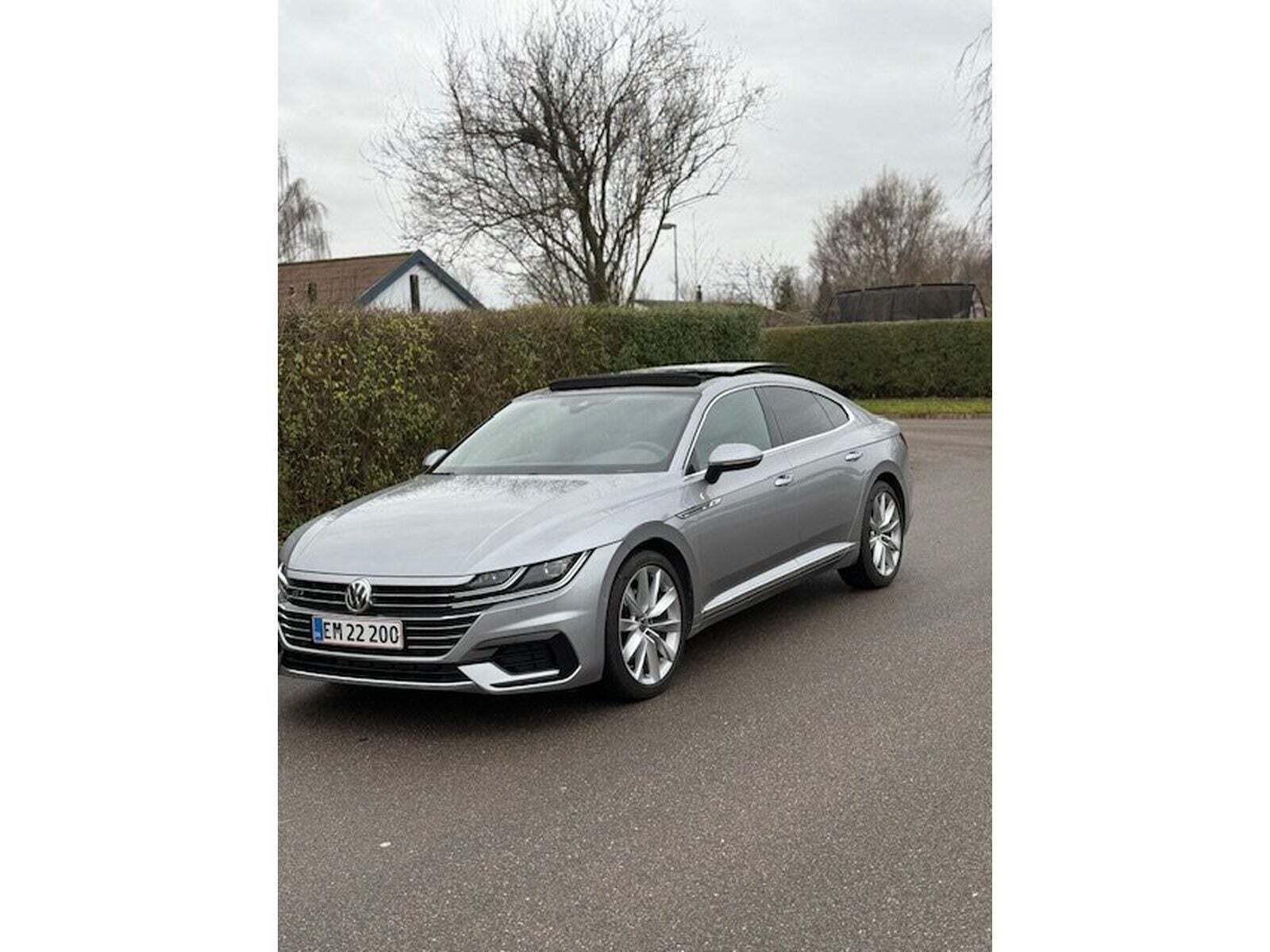 Sølv VW Arteon fra 2020