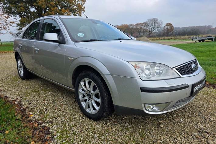 undefined Ford Mondeo fra 2006 set udefra