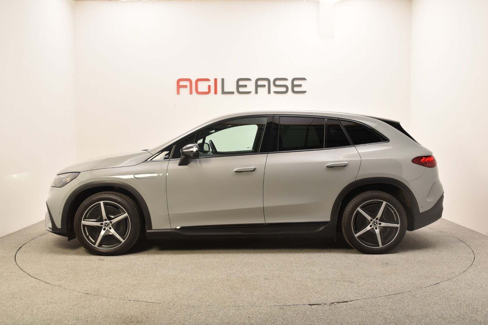 Mercedes EQE350+ SUV AMG Line