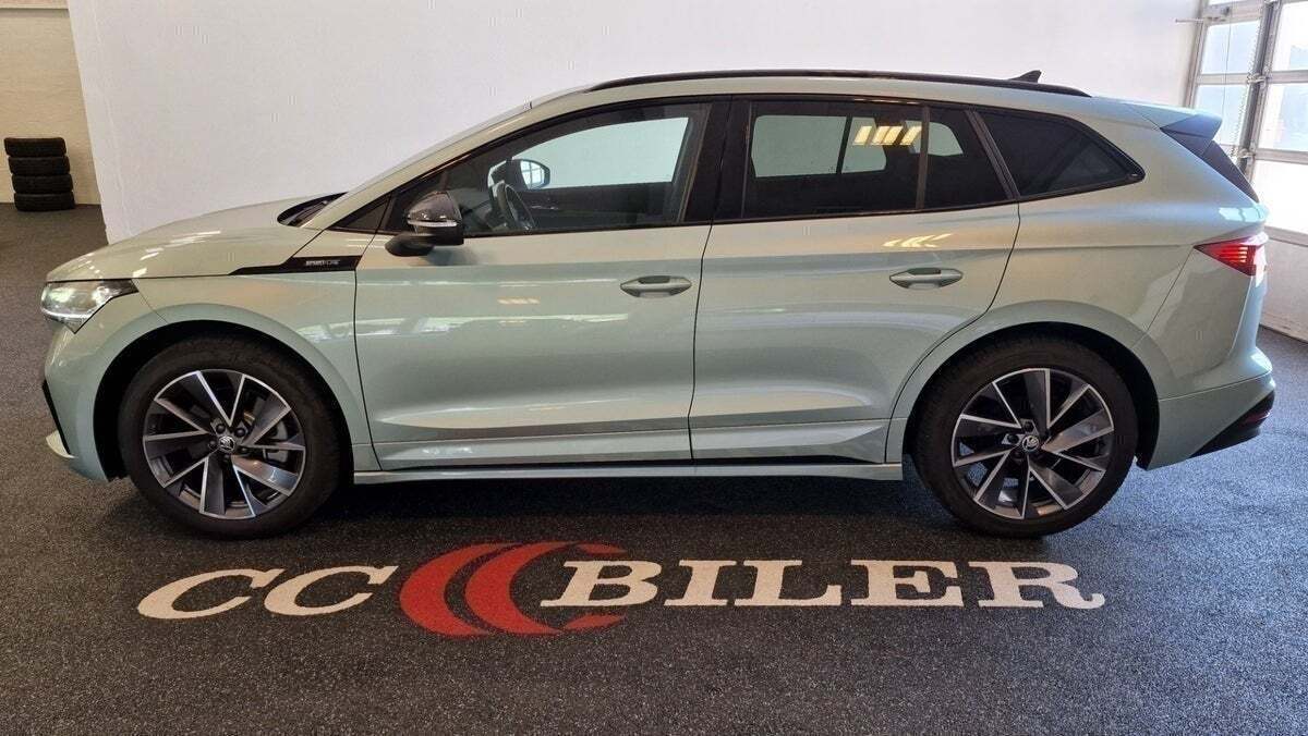Grøn Skoda Enyaq fra 2021