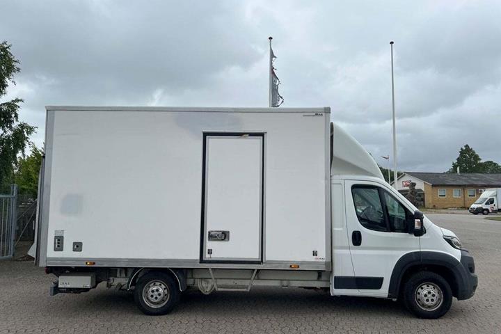undefined Peugeot Boxer 335 fra 2017