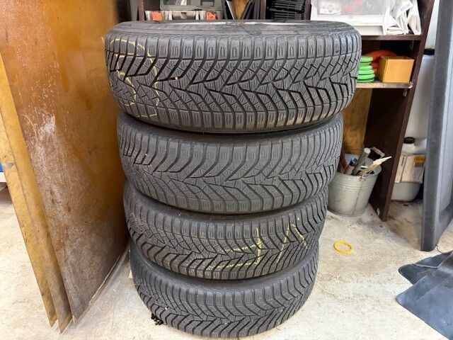 Hvid Ford Kuga fra 2020