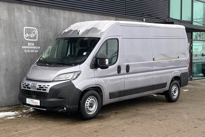 Grå Fiat Ducato fra 2027