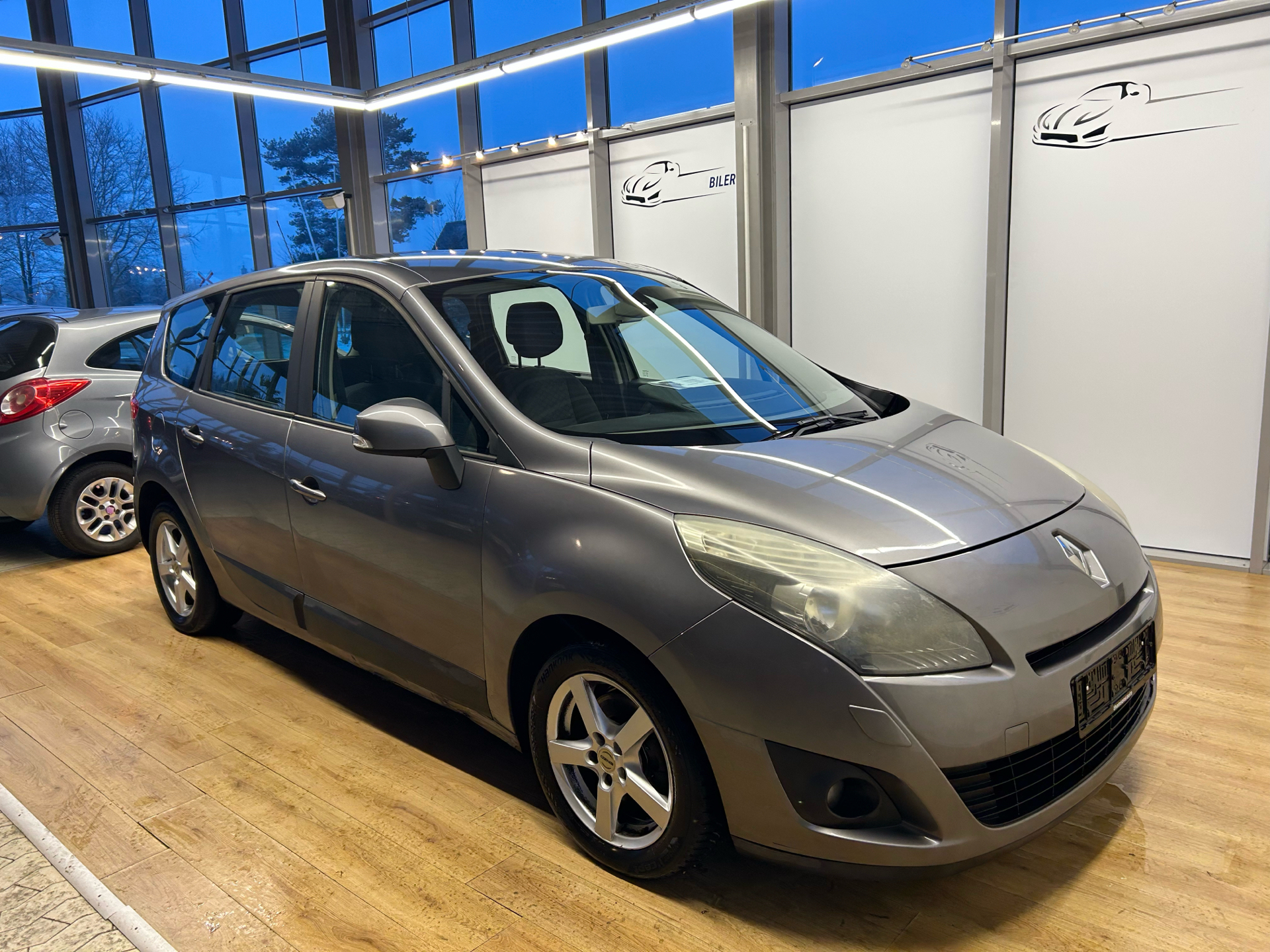 Renault Grand Scénic 1,9 7 pers. DCI FAP Dynamique 130HK 6g