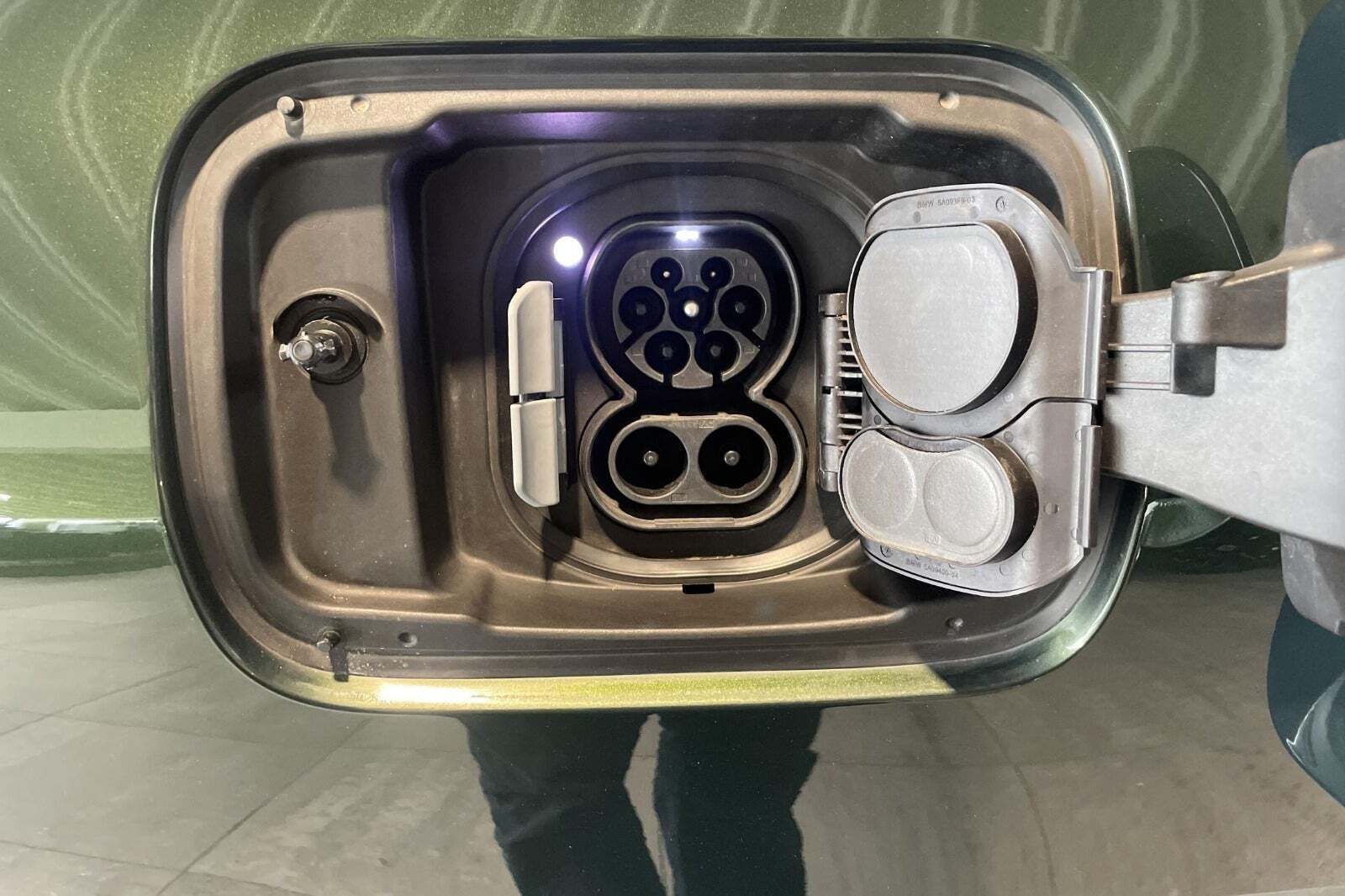 Grøn BMW i4 fra 2024