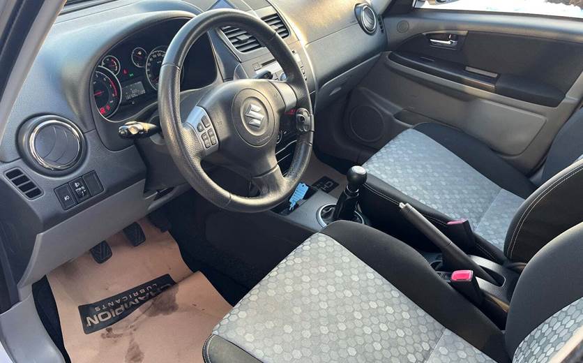 Suzuki SX4 1,6 CombiBack GLX+